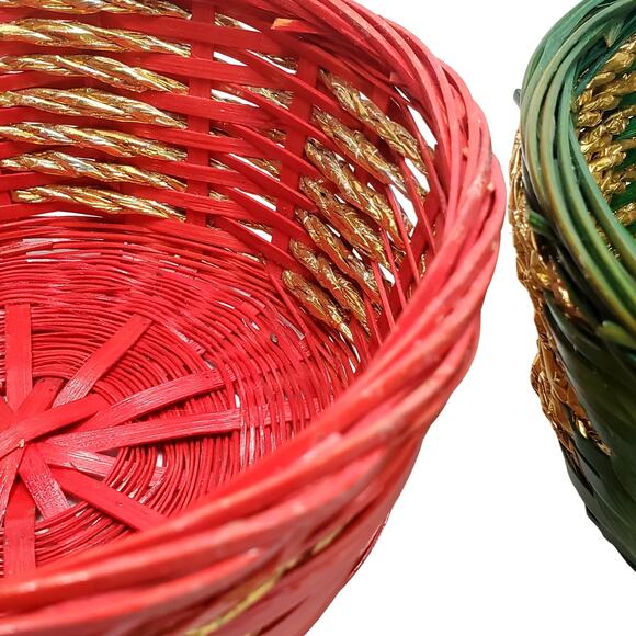 2 Wicker Baskets Red Green & Gold Christmas Colors Decorative Xmas Vtg - Picture 5 of 10